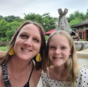 Meet your Posher, Beth devries